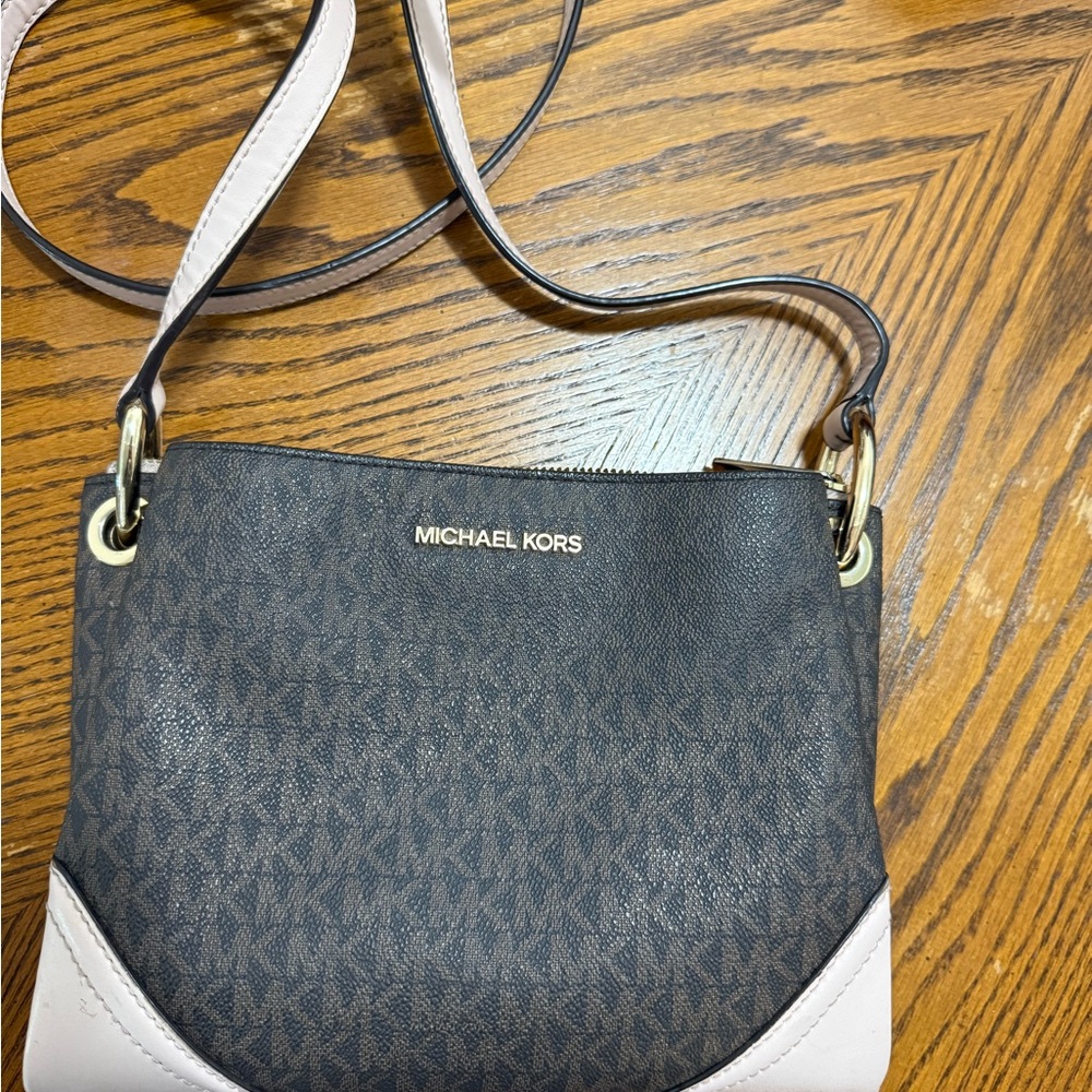 Michael Kors Black and Cream Crossbody Bag